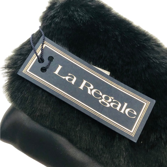 NWT-Faux Fur Clutch-La Regale - Picture 3 of 7